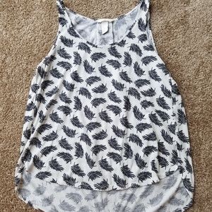 White feather tank